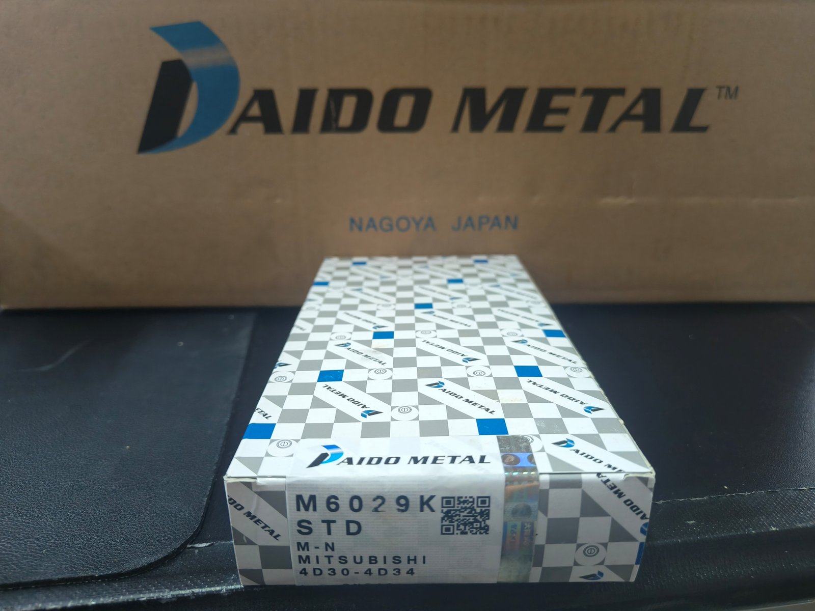 M 6029 K / Main Bearing /  Daido Metal /  Truk Mitsubishi Colt Diesel dan Fuso / 4D30, 4D31, 4D32, 4D33, dan 4D34
